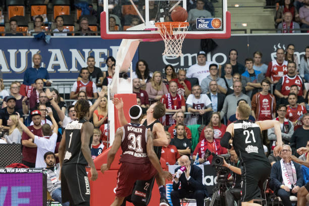 不仅充分展 不仅充分展