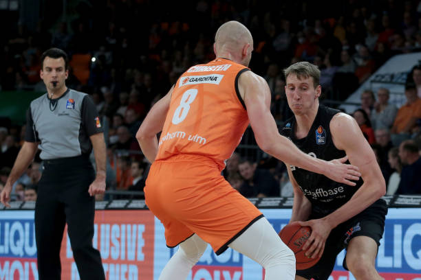 等待在赛场 等待在赛场